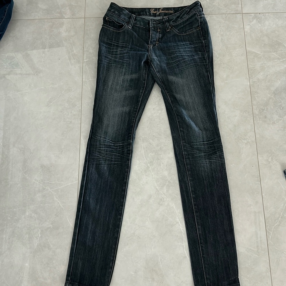 GUESS LOWCUT JEANS SIZE 27